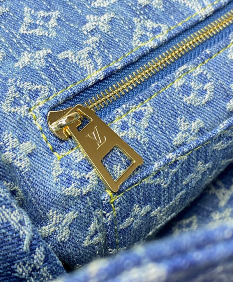 Louis Vuitton OnTheGo MM M46871 Blue